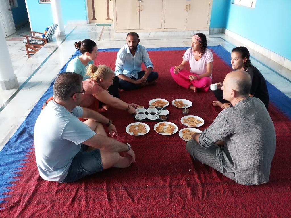 Готель Sri Yoga Mandir Варанасі Екстер'єр фото